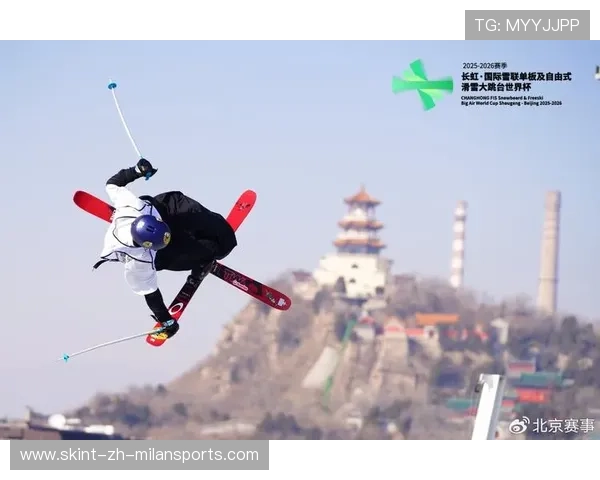 世界滑雪巡回赛在新雪场举办首站赛事,世界滑雪视频 世界滑雪巡回赛在新雪场举办首站赛事,世界滑雪视频